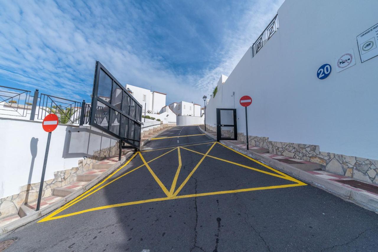 Apartment In Balcon Del Atlantico アデヘ エクステリア 写真