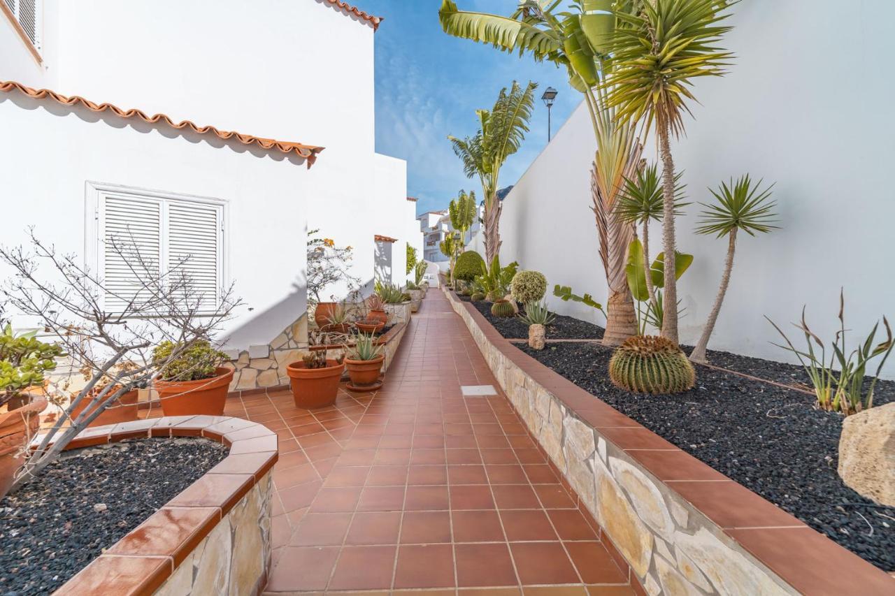 Apartment In Balcon Del Atlantico アデヘ エクステリア 写真
